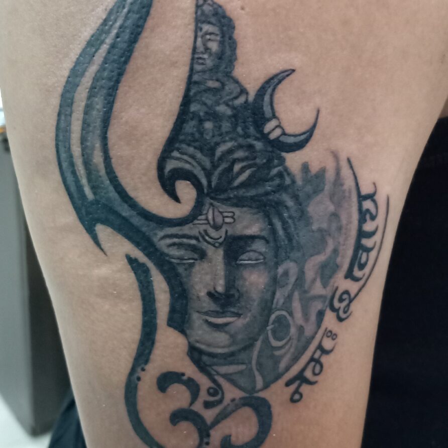Om And Maa Sikotar | Tattoos, Om tattoo design, Om tattoo